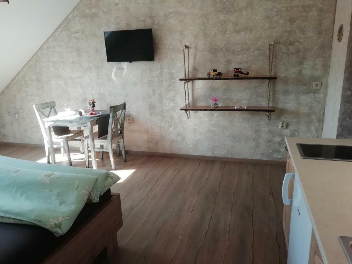 Ubytovani U Janca Lednice Zewnętrze zdjęcie