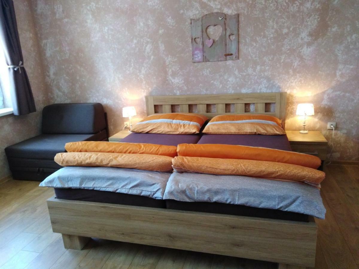 Ubytovani U Janca Lednice Zewnętrze zdjęcie